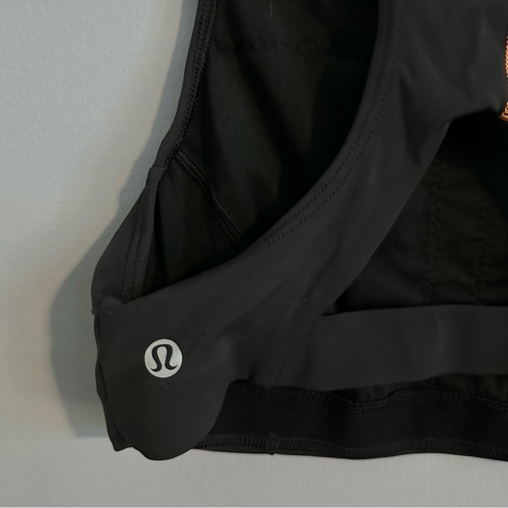 Lululemon Sports Bra - Picture 5 of 6